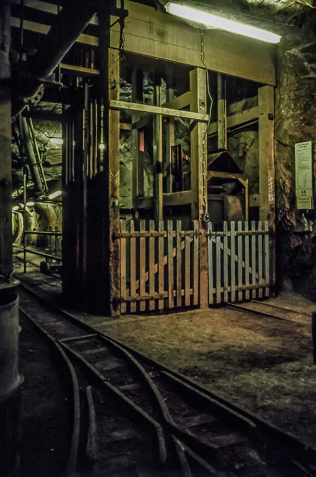 15th level station Geevor Sept 1986